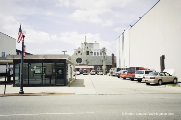 american flag in front of a carpark by Huntington banks in Parkersburg